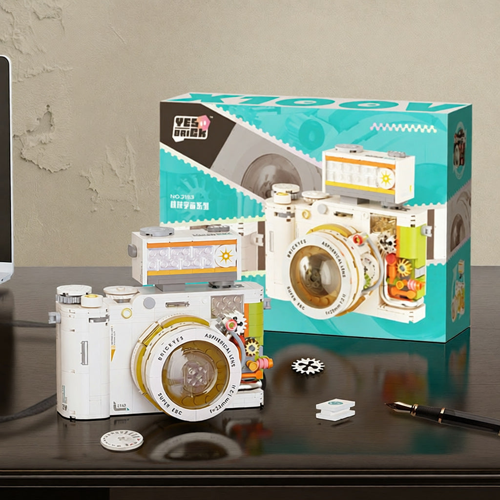 Retro Camera Building Block Model, Compatible with Major Brick Brands, 4 Color Options, Educational Assembly Puzzle, Vintage Desktop Decor Gift for Boys, Girls & Adult Collectors Secondary image